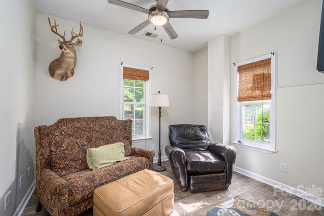 702 Saddlebrook Lane, Cherryville, NC 28021