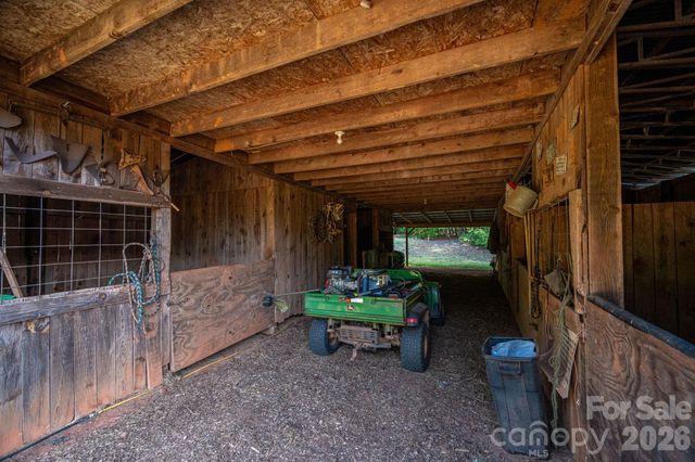 702 Saddlebrook Lane, Cherryville, NC 28021