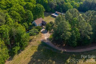 702 Saddlebrook Lane, Cherryville, NC 28021