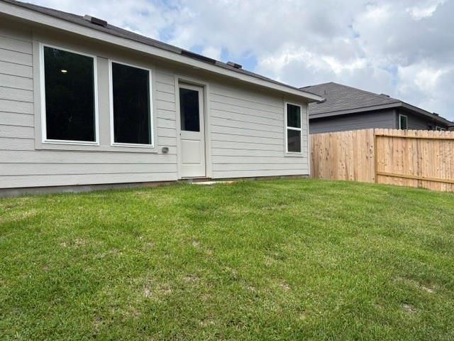 18792 Loom Drive, Conroe, TX 77306