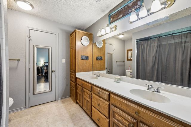 301 Southlake Drive, Forney, TX 75126