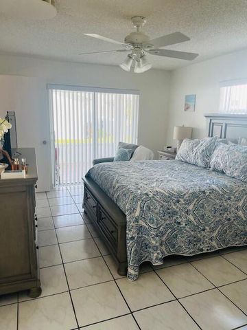 2387 SW 13th Terrace, Boynton Beach, FL 33426