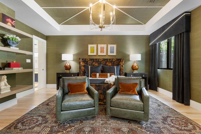15 Regent Square, The Woodlands, TX 77381