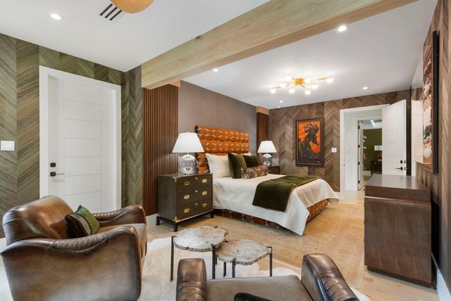 15 Regent Square, The Woodlands, TX 77381