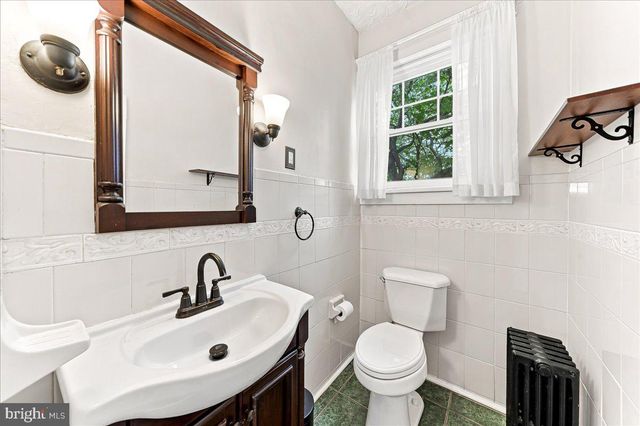 12 CORINNE CT, Wilmington, DE 19809