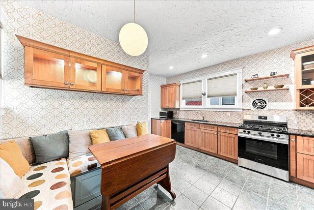 12 CORINNE CT, Wilmington, DE 19809