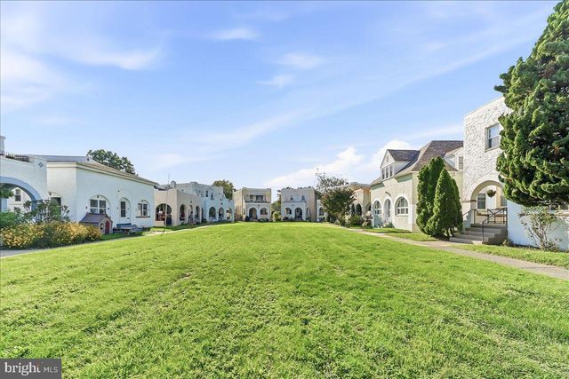 12 CORINNE CT, Wilmington, DE 19809