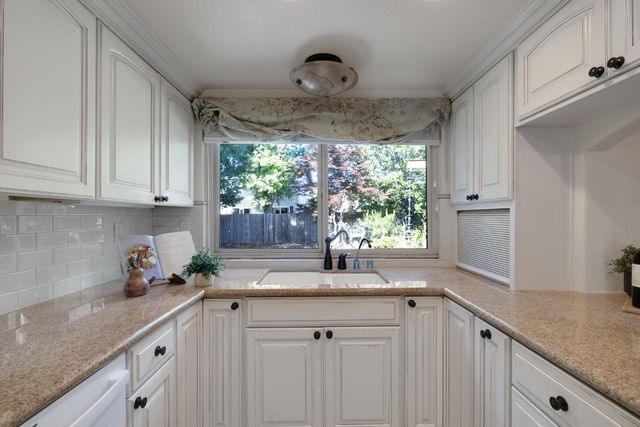 3260 Mission Way, Rocklin, CA 95677