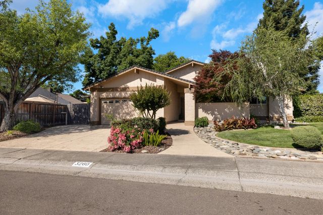 3260 Mission Way, Rocklin, CA 95677