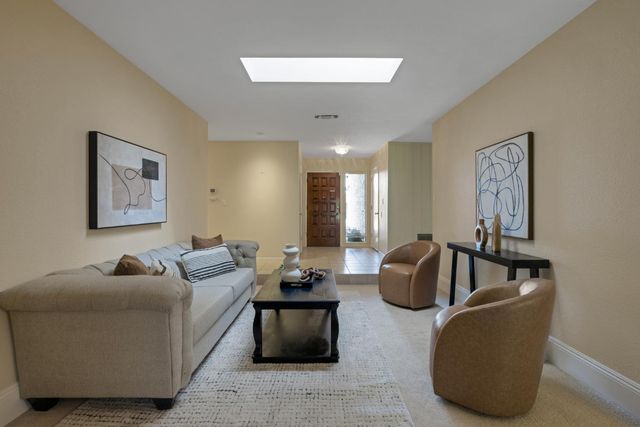 3260 Mission Way, Rocklin, CA 95677