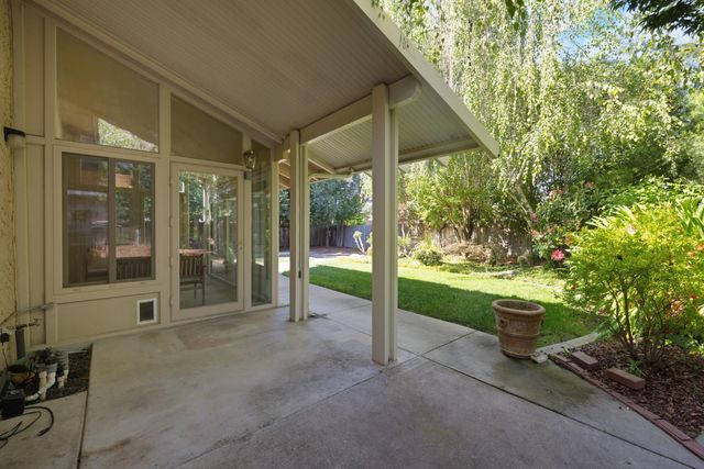 3260 Mission Way, Rocklin, CA 95677