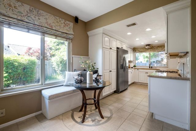 3260 Mission Way, Rocklin, CA 95677