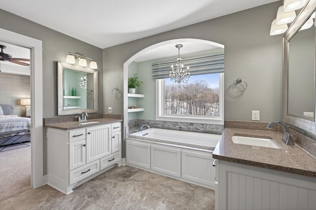 14314 Mckenna Road NW, Prior Lake, MN 55372