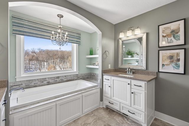 14314 Mckenna Road NW, Prior Lake, MN 55372