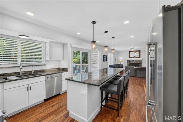 1339 Magnolia Manor Court, St Peters, MO 63303