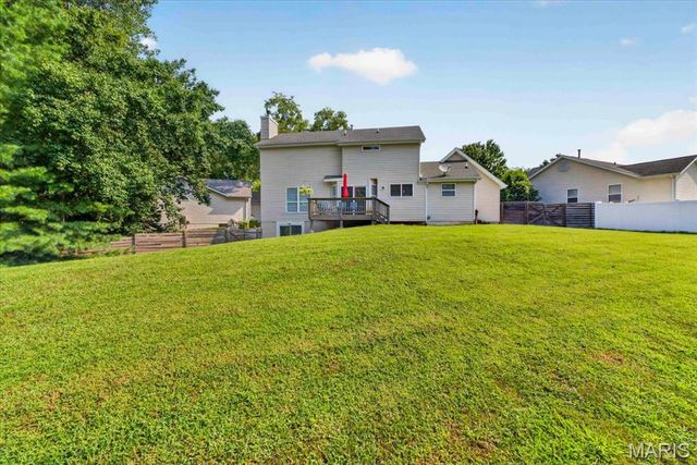 1339 Magnolia Manor Court, St Peters, MO 63303