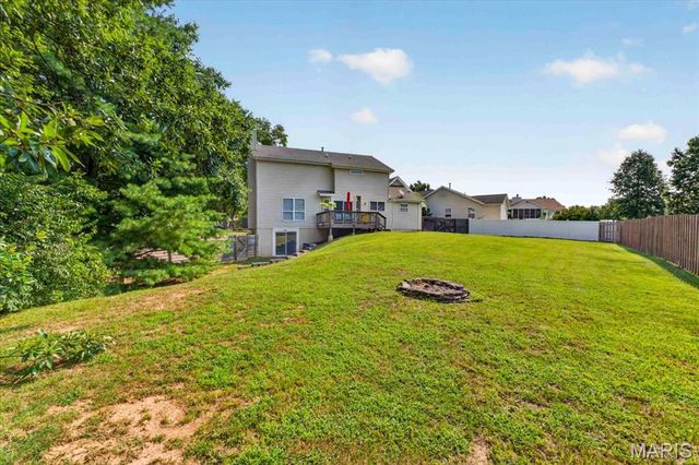 1339 Magnolia Manor Court, St Peters, MO 63303