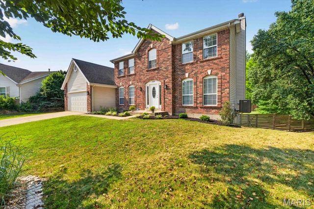 1339 Magnolia Manor Court, St Peters, MO 63303