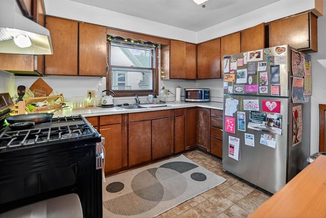 820-828 E Dayton Street, Madison, WI 53703