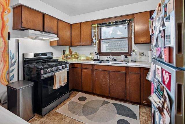 820-828 E Dayton Street, Madison, WI 53703