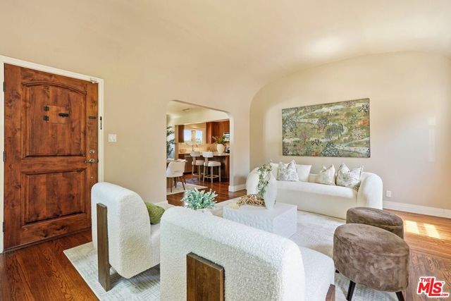 3130 Hutchison Avenue, Los Angeles, CA 90034
