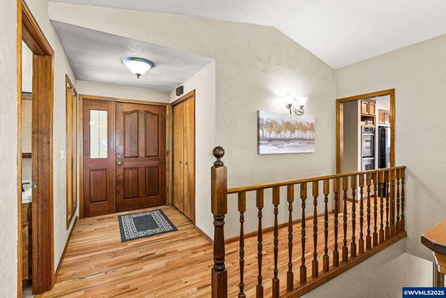 5833 NW Highland Pl, Corvallis, OR 97330