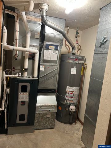 5833 NW Highland Pl, Corvallis, OR 97330