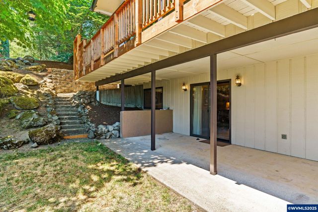 5833 NW Highland Pl, Corvallis, OR 97330