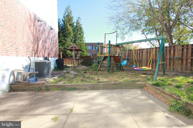 2738 AXE FACTORY RD, Philadelphia, PA 19152