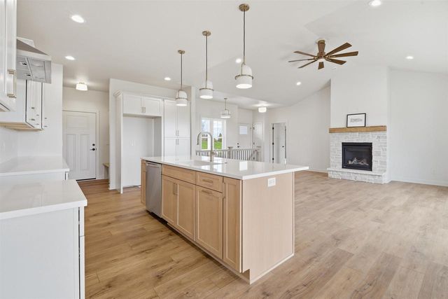 112 SHADY LANE, Eden, WI 53019