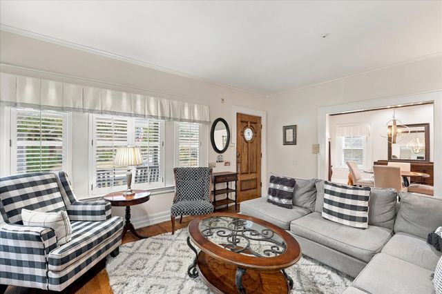 1500 Clover Lane, Fort Worth, TX 76107
