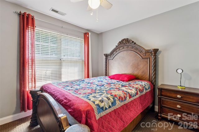 2428 Madison Green Drive, Gastonia, NC 28054