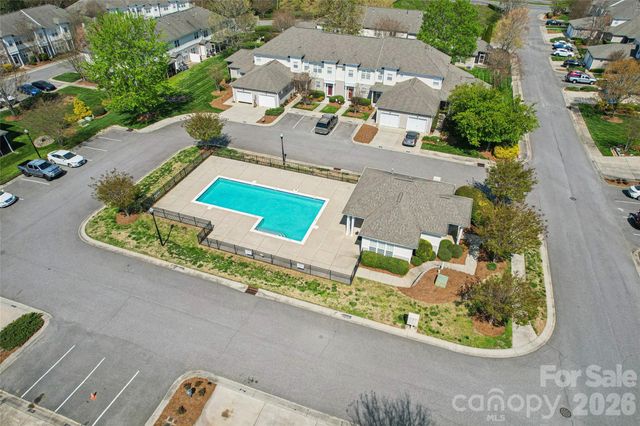 2428 Madison Green Drive, Gastonia, NC 28054