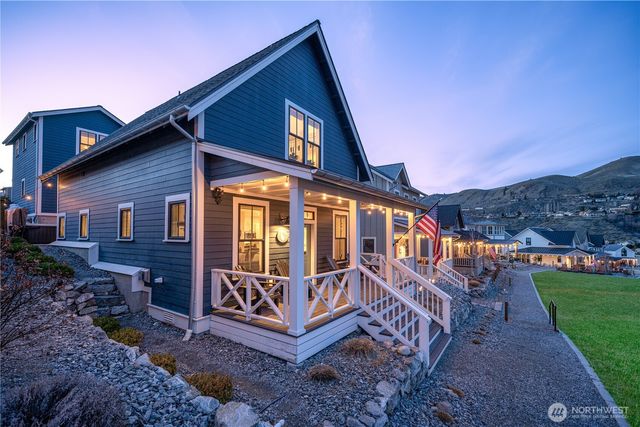 523 Mackinaw Lane, Chelan, WA 98816