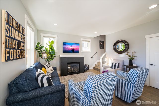 523 Mackinaw Lane, Chelan, WA 98816