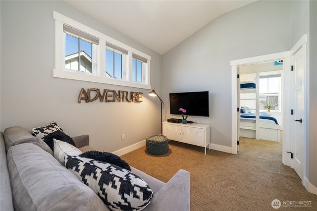 523 Mackinaw Lane, Chelan, WA 98816