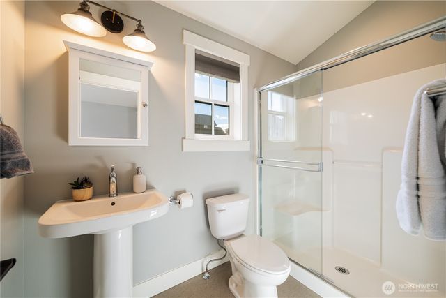 523 Mackinaw Lane, Chelan, WA 98816