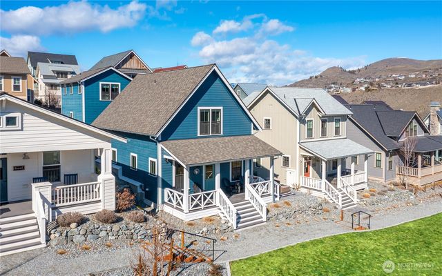 523 Mackinaw Lane, Chelan, WA 98816