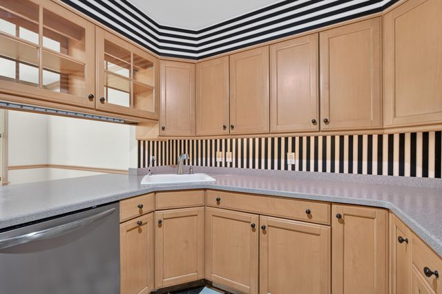 111 Woodland Avenue 211, Lexington, KY 40502