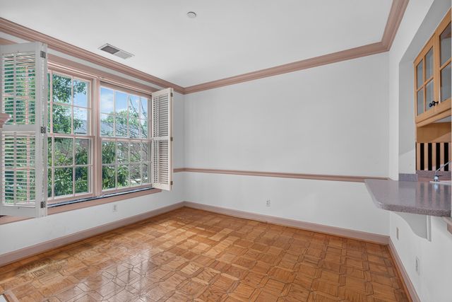 111 Woodland Avenue 211, Lexington, KY 40502