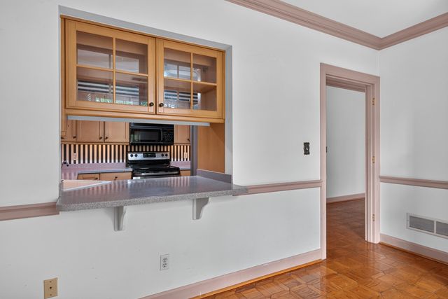 111 Woodland Avenue 211, Lexington, KY 40502