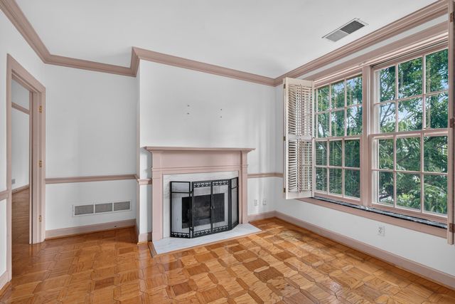111 Woodland Avenue 211, Lexington, KY 40502