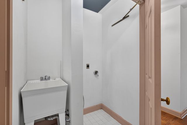 111 Woodland Avenue 211, Lexington, KY 40502