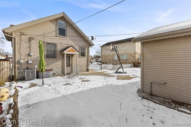 7629 Mead Street, Dearborn, MI 48126