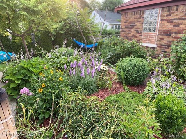 7629 Mead Street, Dearborn, MI 48126