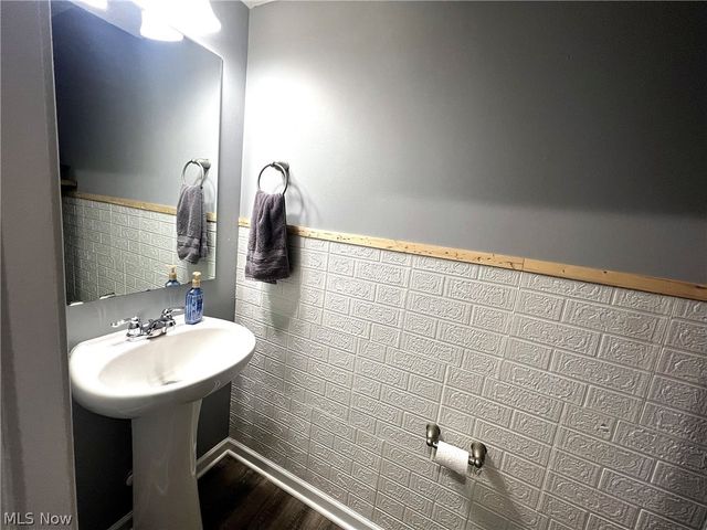 756 Hazelwood Drive, Vermilion, OH 44089