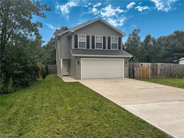 756 Hazelwood Drive, Vermilion, OH 44089
