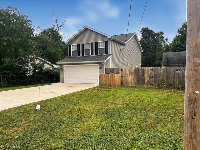 756 Hazelwood Drive, Vermilion, OH 44089