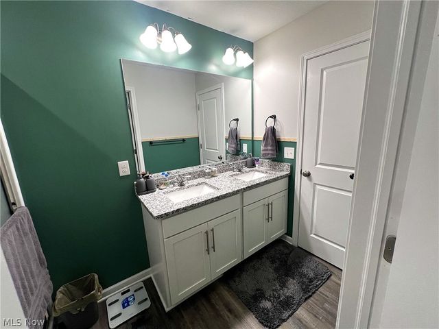 756 Hazelwood Drive, Vermilion, OH 44089