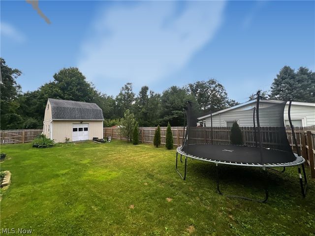 756 Hazelwood Drive, Vermilion, OH 44089